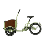 Chanty Cargo Kid - Grøn inkl. hjelm, flaskeholder, håndtag i 2 farver og ringklokke - BørnecyklerneChantyBørnecyklerneGrøn: BLC16 - GRNChanty Cargo Kid - Grøn inkl. hjelm, flaskeholder, håndtag i 2 farver og ringklokke